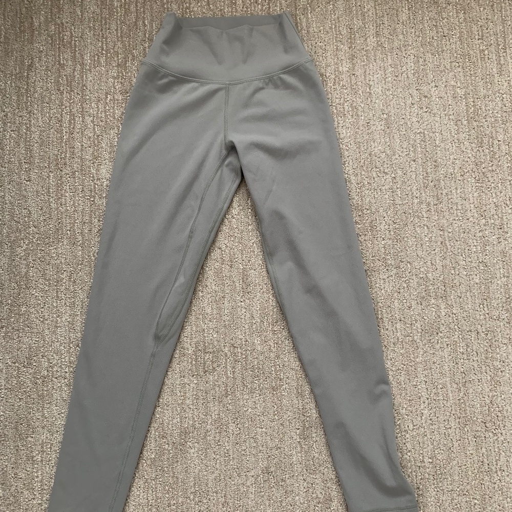 P’tula size small Taylor leggings